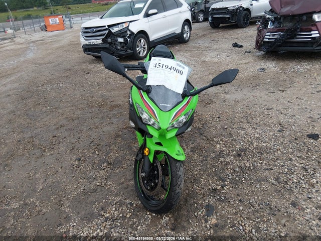 Kawasaki Ex400