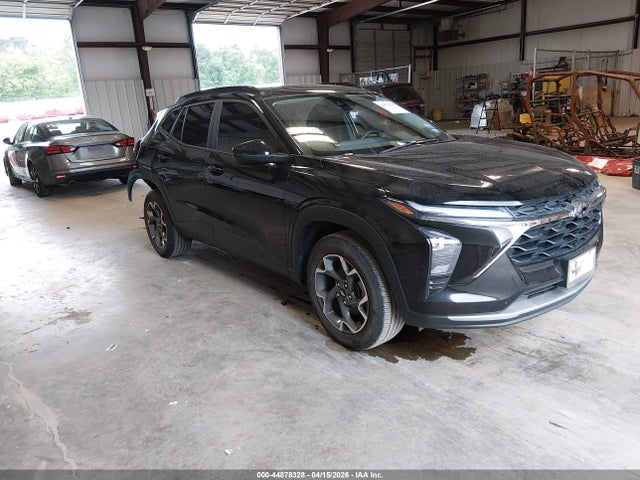 Salvage Chevrolet Trax Image