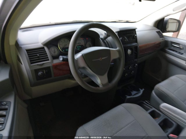 Chrysler Town & Country Lx