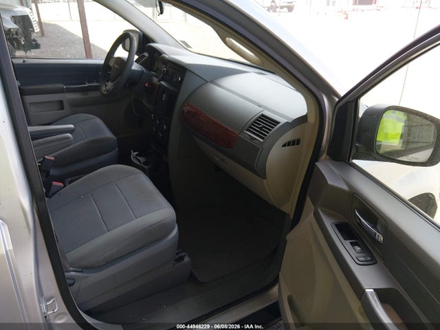 Chrysler Town & Country Lx