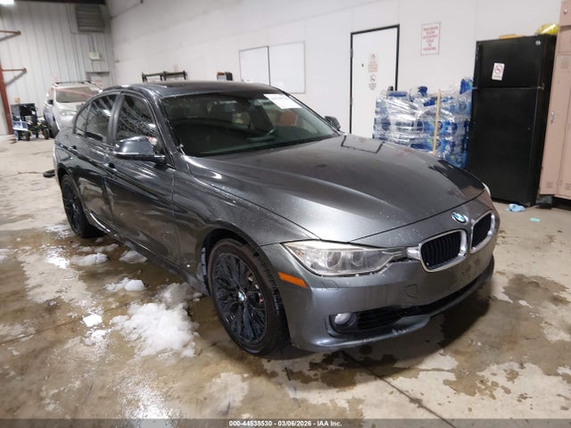 Salvage BMW 3 Series Image