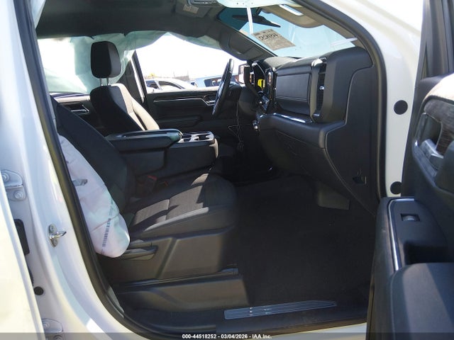 GMC Sierra 1500 4wd  Short Box Elevation With 3vl