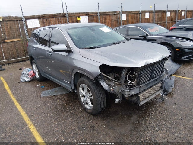 Salvage GMC Terrain Image