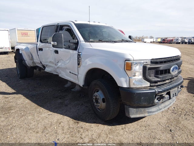 Salvage Ford F-350 Image