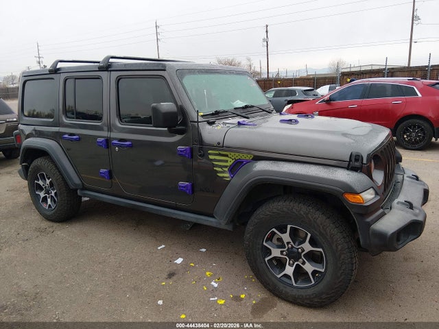 Salvage Jeep Wrangler Image
