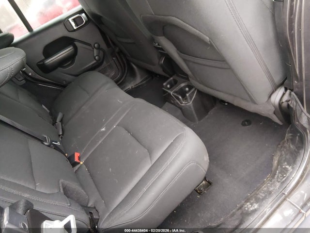 Jeep Wrangler Sport 4x4