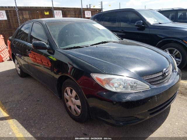 Salvage Toyota Camry Image