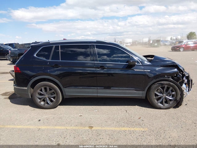 Volkswagen Tiguan 2.0t Se