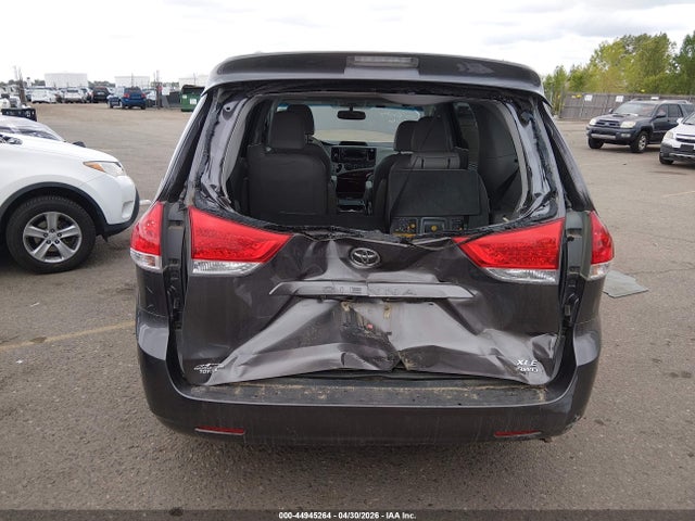 Toyota Sienna Xle 7 Passenger