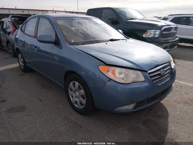Salvage Hyundai ELANTRA Image