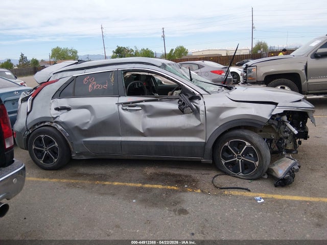 Kia Niro Ex