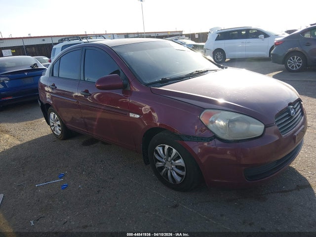 Salvage Hyundai ACCENT Image