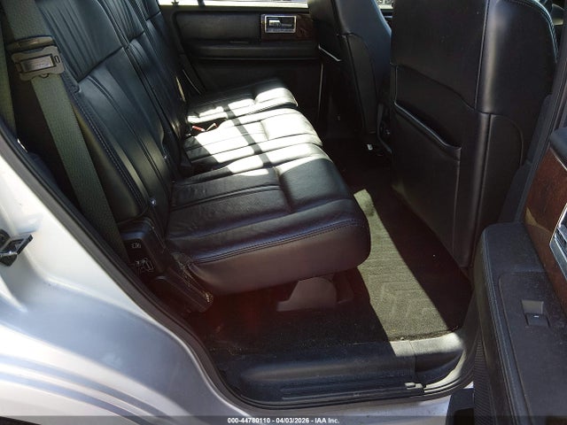 Lincoln Navigator Select