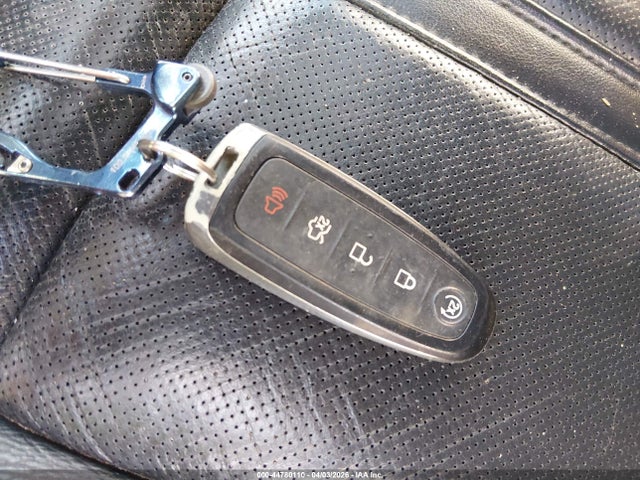 Lincoln Navigator Select