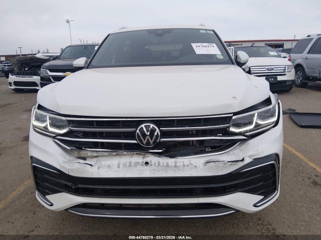 Volkswagen Tiguan 2.0t Sel R-line