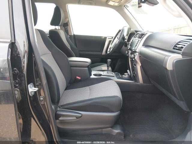 Toyota 4Runner Sr5