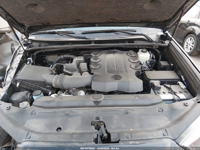 Toyota 4Runner Sr5