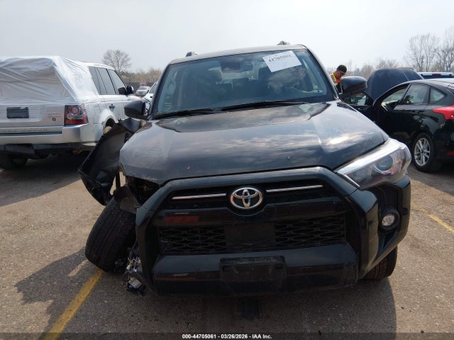 Toyota 4Runner Sr5