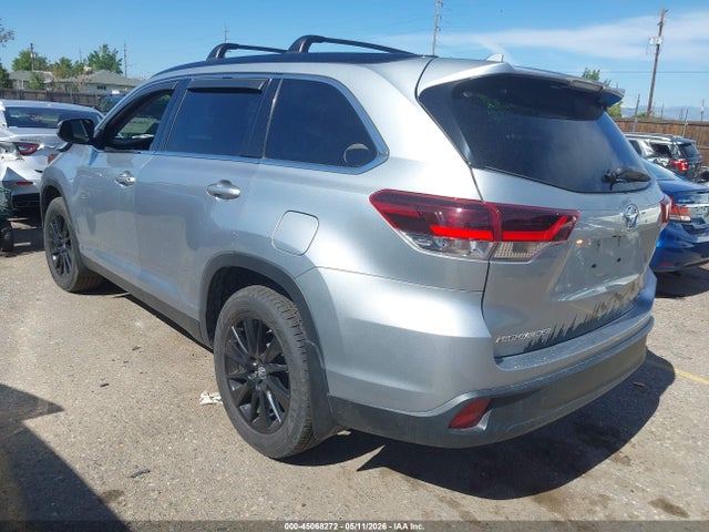 Toyota Highlander Se