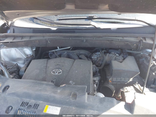 Toyota Highlander Se
