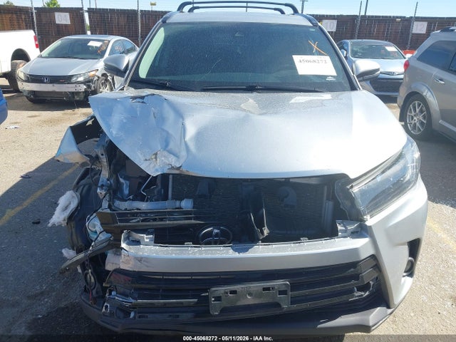 Toyota Highlander Se