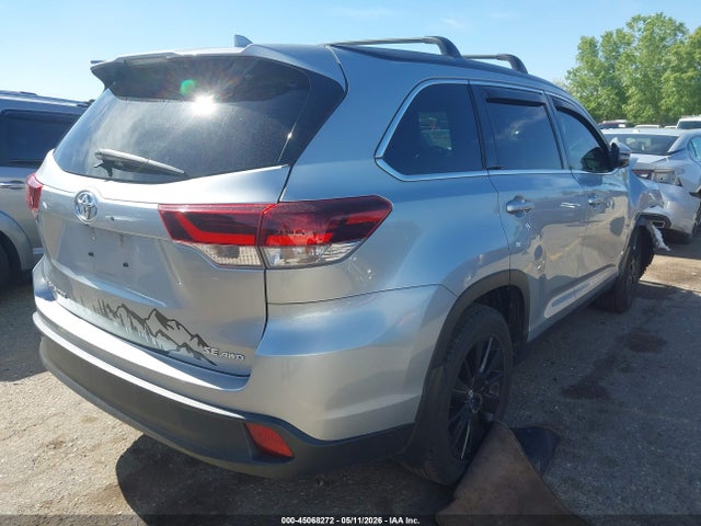 Toyota Highlander Se