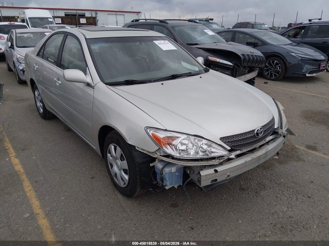Salvage Toyota Camry Image