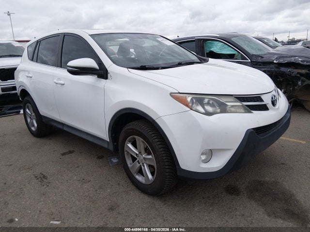 Salvage Toyota RAV4 Image