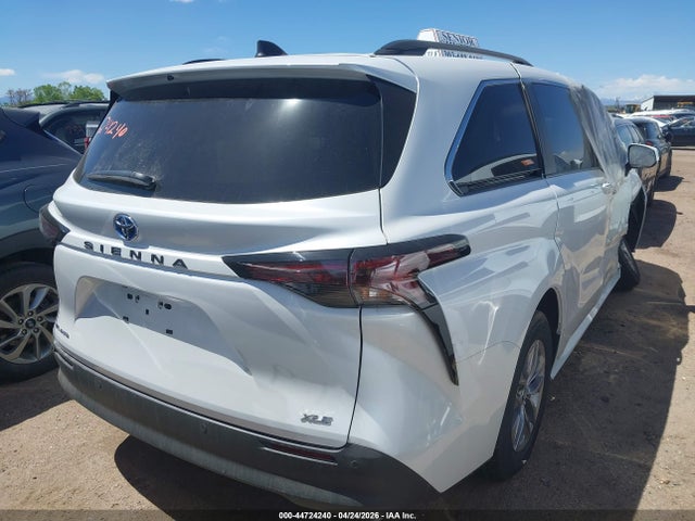 Toyota Sienna Xle