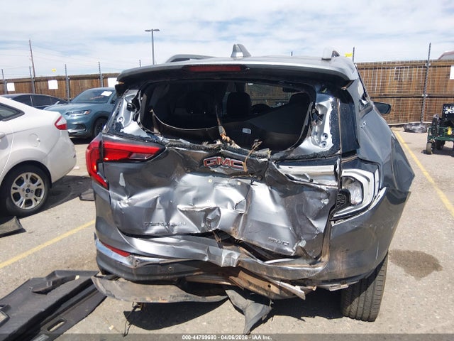 GMC Terrain Slt
