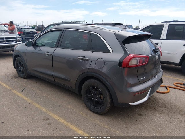 Kia Niro Lx