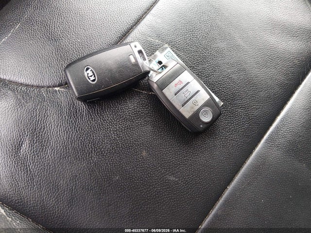 Kia Niro Lx