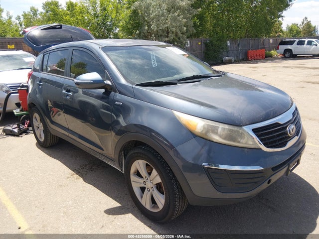 Salvage Kia Sportage Image