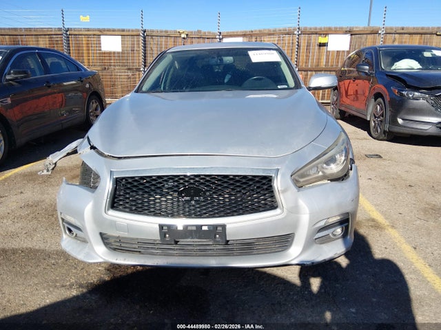 INFINITI Q50 3.0t Signature Edition