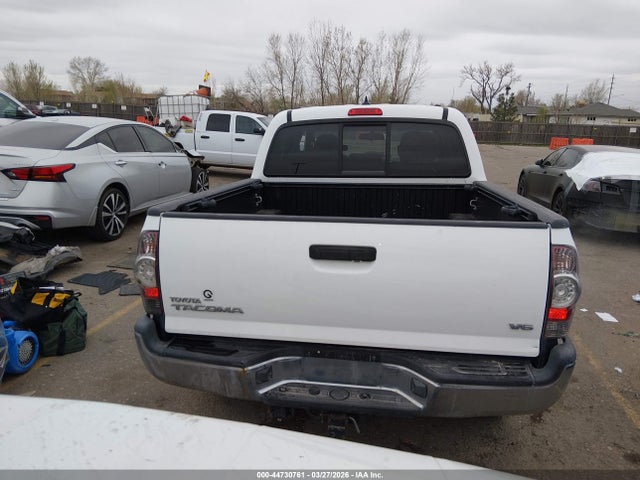 Toyota Tacoma Base V6