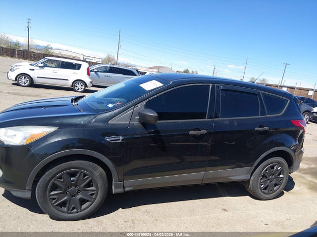 Ford Escape S