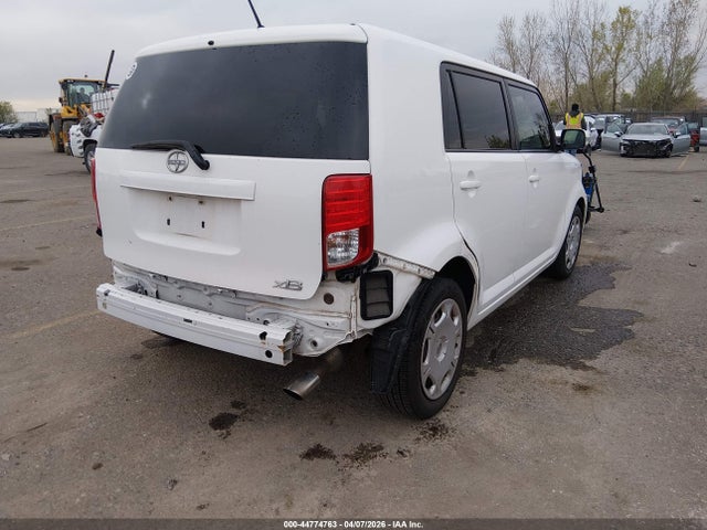 Scion xB