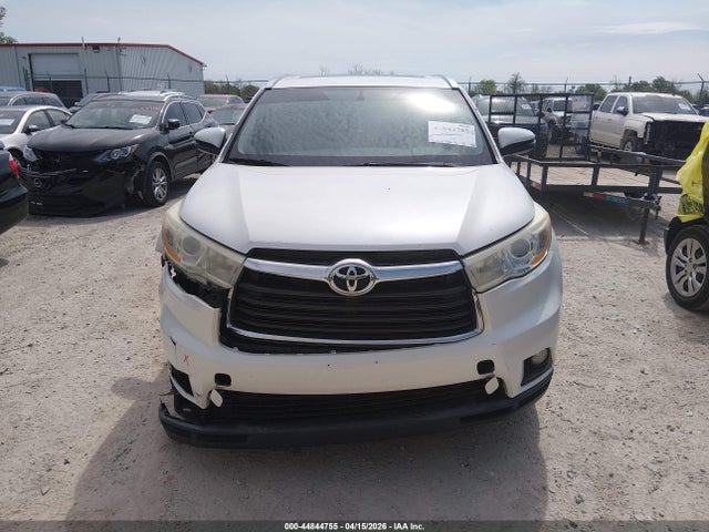 Toyota Highlander Xle V6