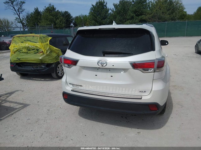 Toyota Highlander Xle V6
