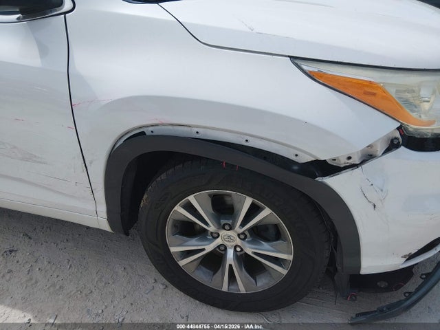 Toyota Highlander Xle V6