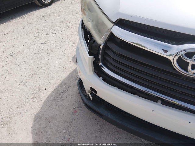 Toyota Highlander Xle V6