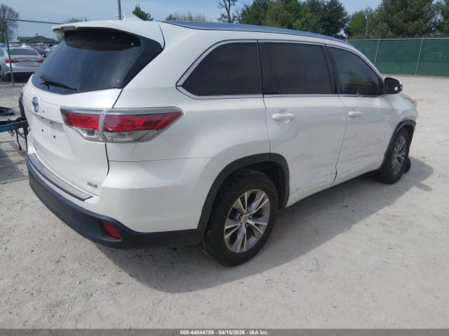 Toyota Highlander Xle V6