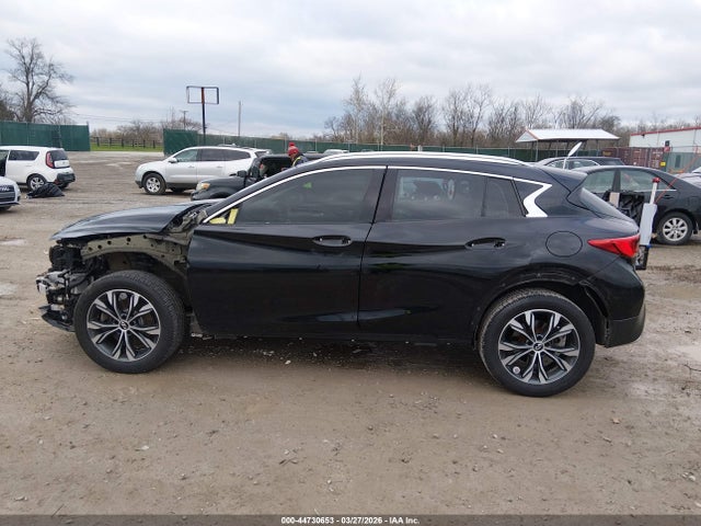 INFINITI Qx Luxe