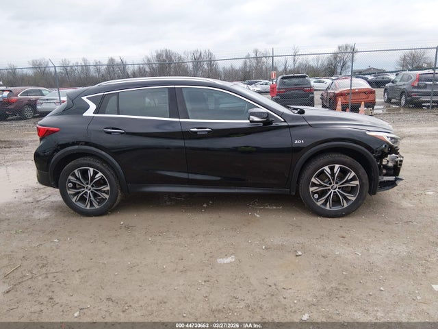 INFINITI Qx Luxe