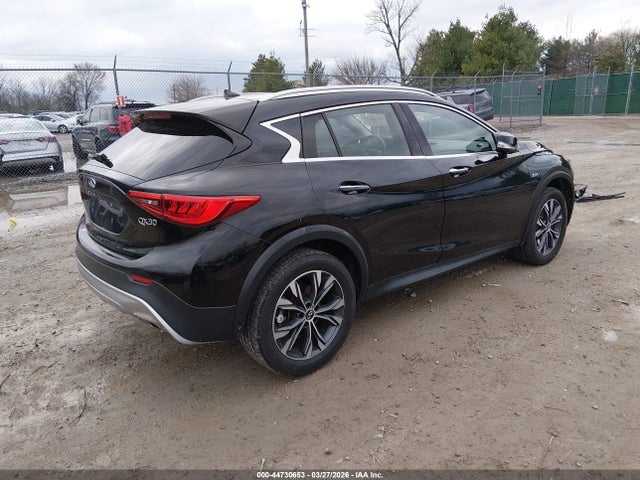 INFINITI Qx Luxe