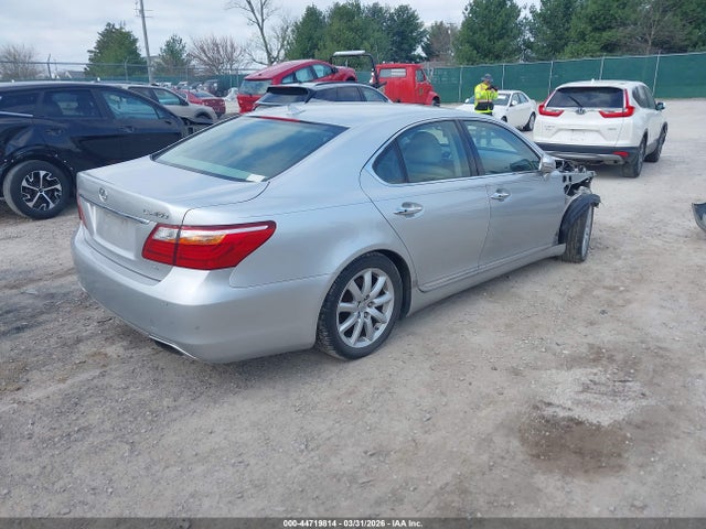Lexus LS