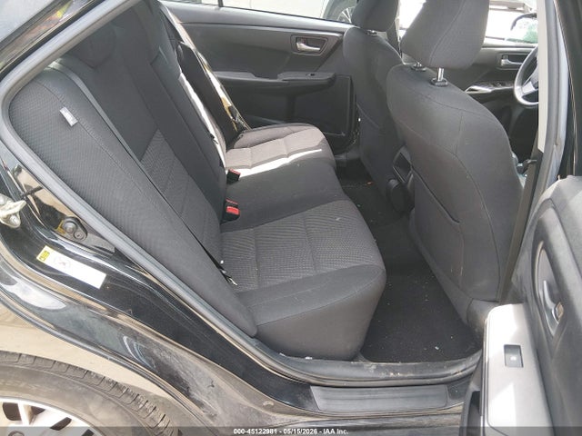 Toyota Camry Le