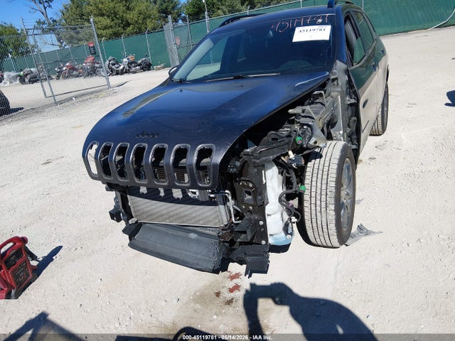 Jeep Cherokee Latitude Tech Connect 4x4