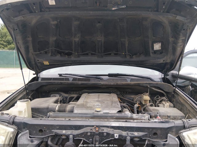 Toyota Tundra Limited 5.7l V8