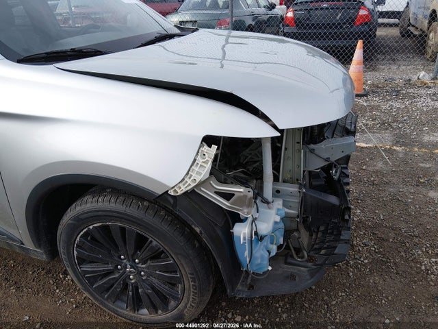 Mitsubishi Outlander Le 2.4 S-awc